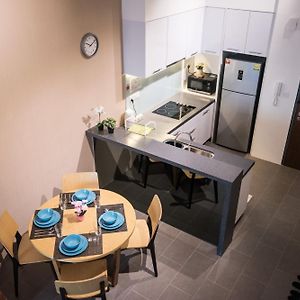 Appartement à 2 Chambres à Coucher