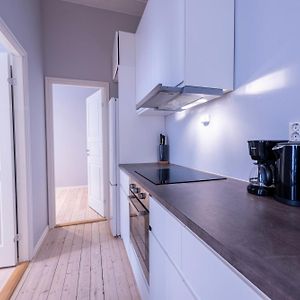 Appartement à 2 Chambres à Coucher