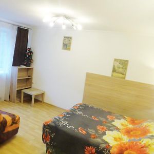 Quiet Center Apartment Arena Riga Free Parking