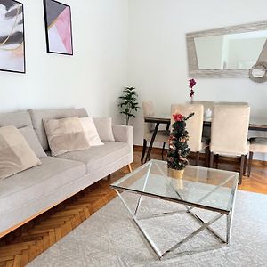 3Bdr Ideal Central Athenian Apt