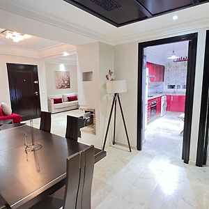 Appartement à 2 Chambres à Coucher