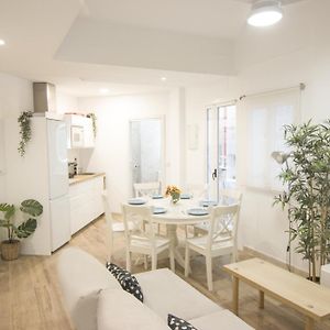 Appartement à 3 Chambres à Coucher