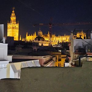 J2 Apartment With Cathedral Views From Terrace