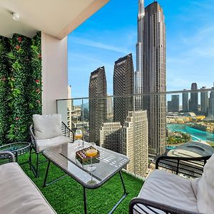 Burj Khalifa Bliss I 4 Bedroom Apartments I Burj Khalifa & Fountain Views I Free Gym, Pool, Parking, Wi-Fi And Ps5 I By Skyline Serenity