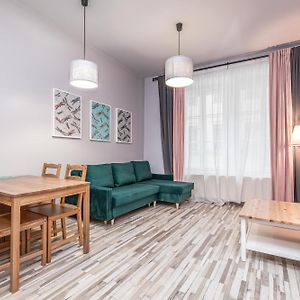 Veliant Apartments
