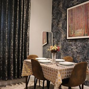 The London Spot 2 Bedroom Apartment