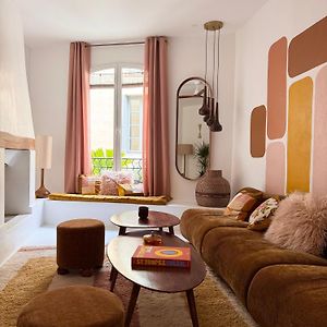 Appartement de Luxe à 2 Chambres à Coucher