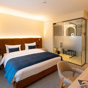 Chambre Supérieure Lit King-Size