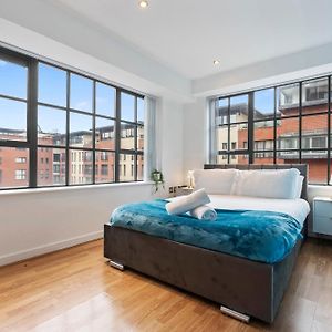 Appartement à 2 Chambres à Coucher