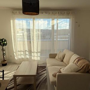 Appartement à 2 Chambres à Coucher