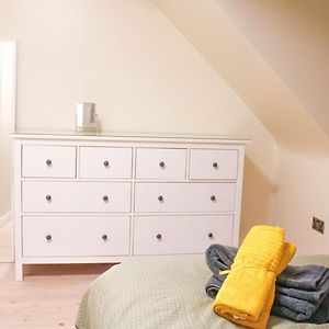 2 Bed Apartment Clan House Apartments