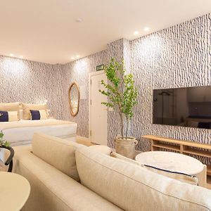 Studio de Luxe