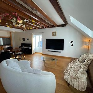 Appartement à 2 Chambres à Coucher