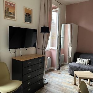 Studio Lit King-Size