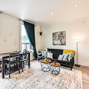 1 Bedroom Oasis In Downtown Toronto