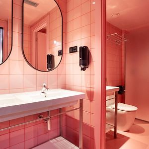 Chambre Juste Pour Femmes Privée