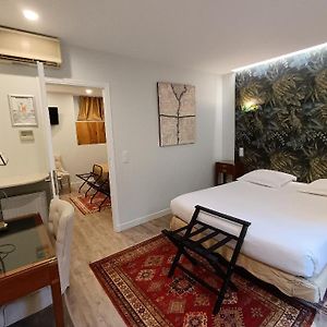 Chambre Adjacente