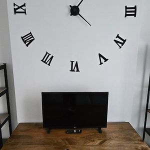 Tower Bridge Exclusive Two Bedroom Apartment