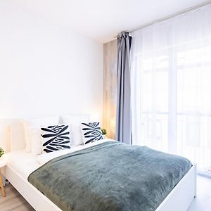 Ultra Central - Free Parking - Sunny