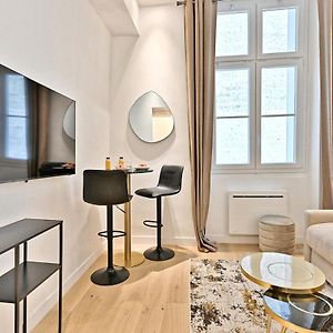 Studio Chic In Paris- III