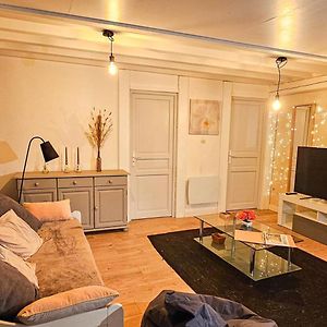 Appartement à 3 Chambres à Coucher