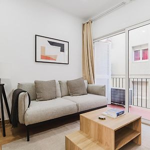 Appartement à 3 Chambres à Coucher