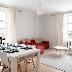 Appartement à 2 Chambres à Coucher