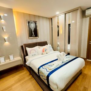 Vortex Suites Klcc Yonder Twin Tower