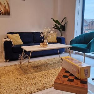 2 Bed Luxury City Centre Flat