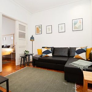 Appartement à 2 Chambres à Coucher