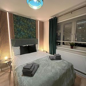 Appartement à 2 Chambres à Coucher