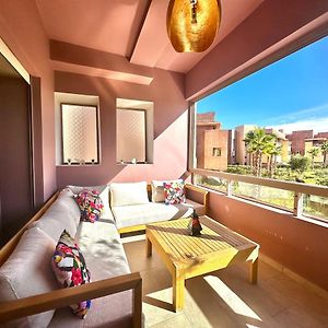 Appartement à 3 Chambres à Coucher