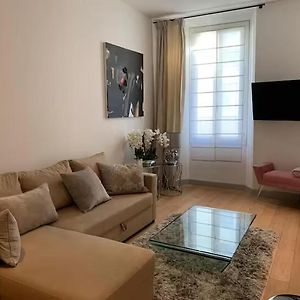Appartement à 2 Chambres à Coucher
