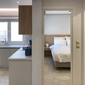 Stylish Apartment In The Heart Of Athens