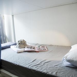 Chambre Juste Pour Femmes Dortoir
