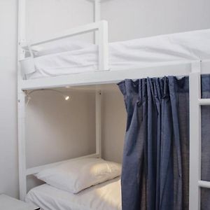 Chambre Juste Pour Hommes Dortoir