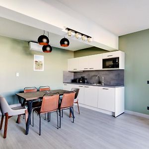 Appartement à 2 Chambres à Coucher