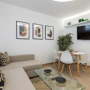 Artbel Rentals En Embajadores