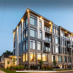Westview Luxury Suites