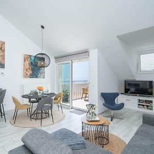 Appartement à 2 Chambres à Coucher