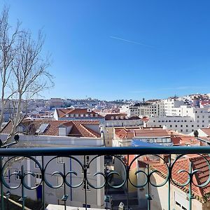 Central & Calm With Great View