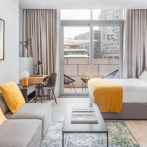 Silkhaus Newly Furnished Modern Difc Studio With Balcony