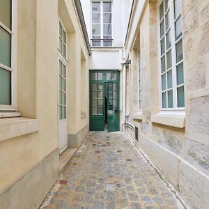 New & Design Studios In The Heart Of Le Marais