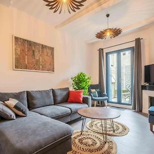 Appartement à 2 Chambres à Coucher