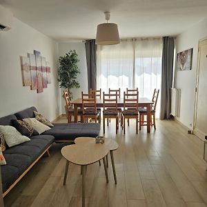 Chambre En Colocation Fille, Proche Mer, Climatisation