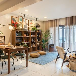 The Nile Vintage Haven
