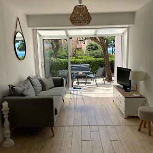 Appartement à 3 Chambres à Coucher