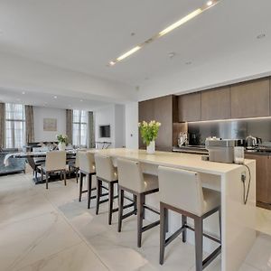 Appartement de Luxe à 2 Chambres à Coucher