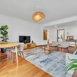 Appartement à 2 Chambres à Coucher