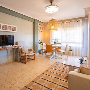 Appartement à 3 Chambres à Coucher